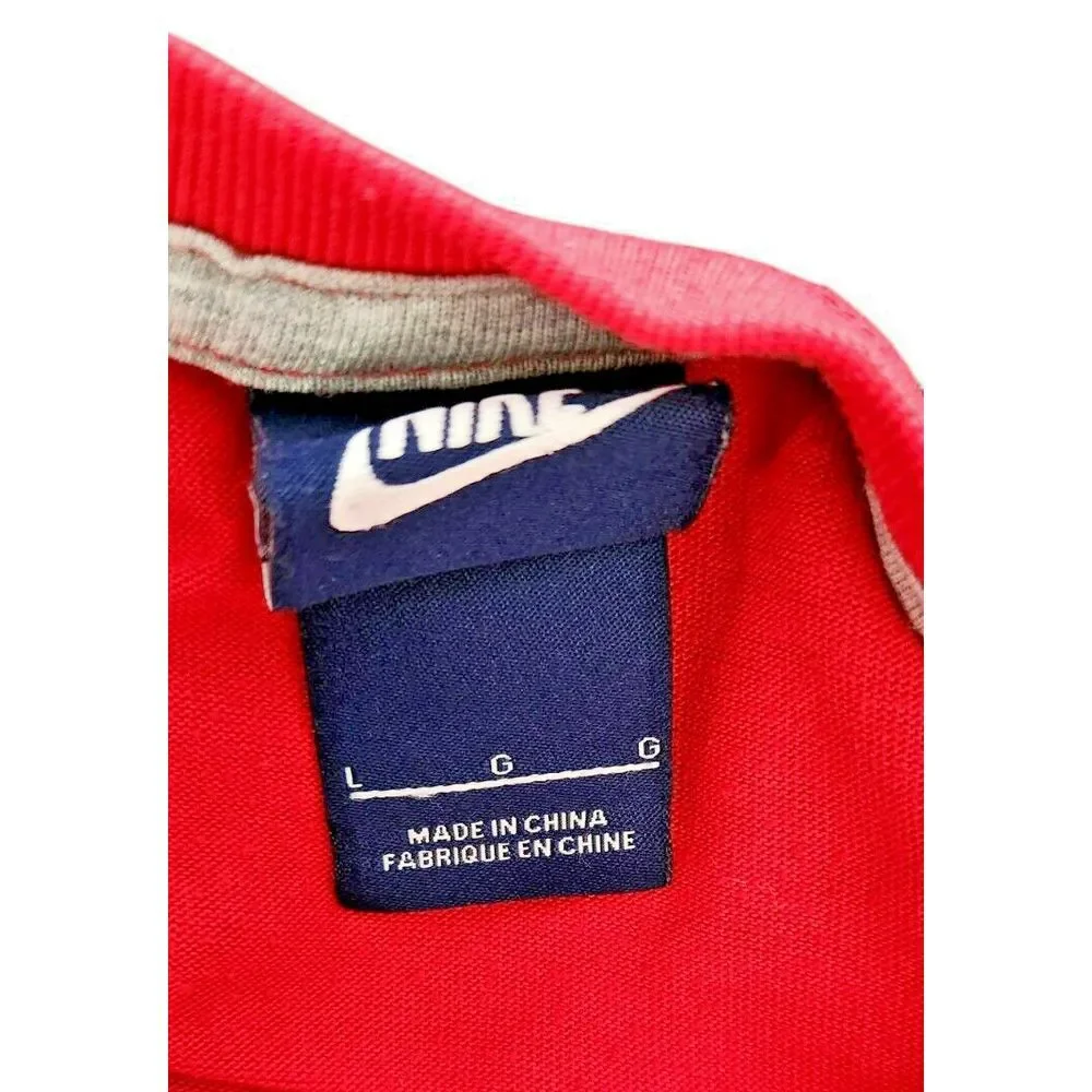 Nike T-Shirt Size‎ L